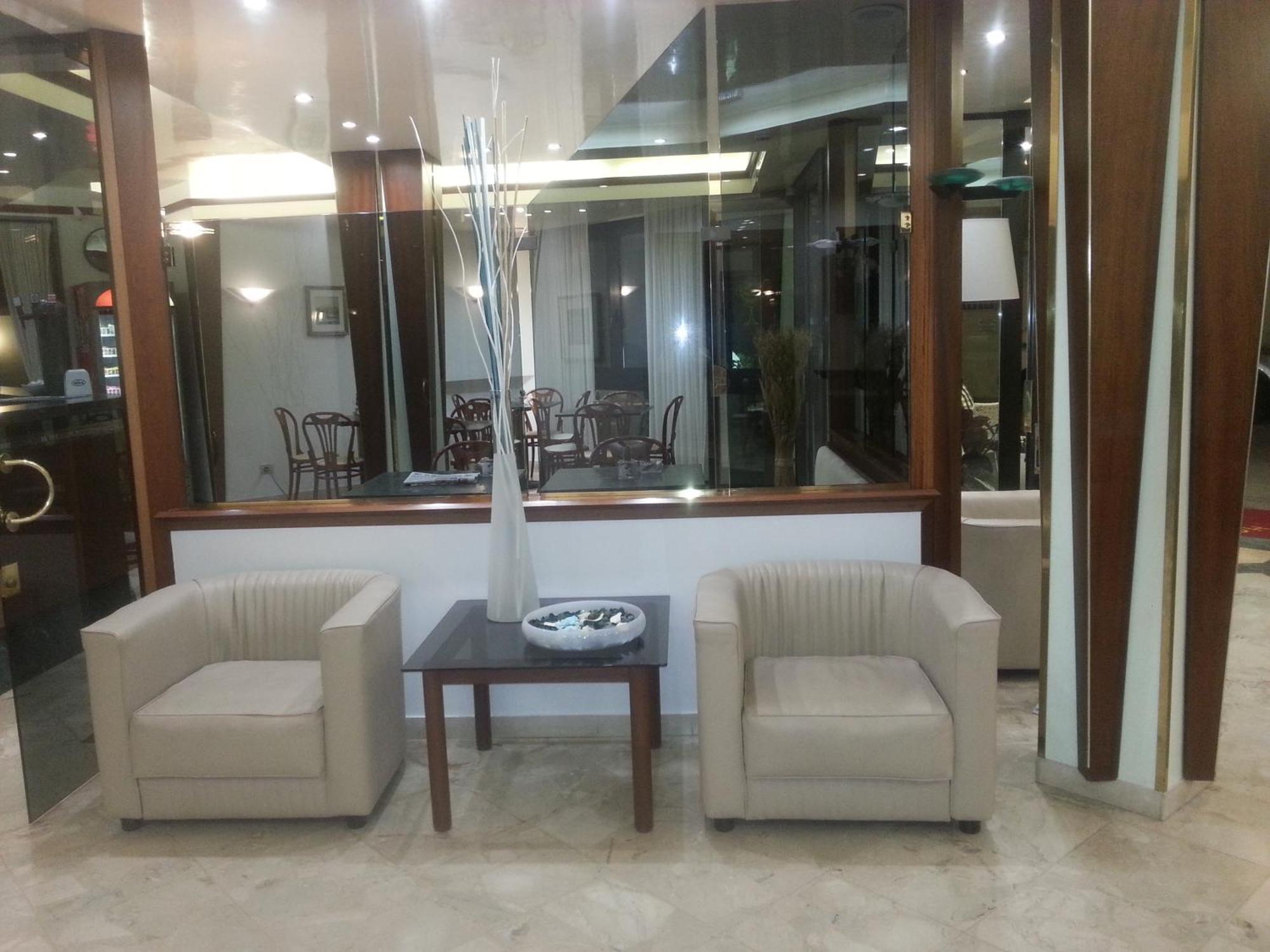 Hotel Europeo Sottomarina Bagian luar foto